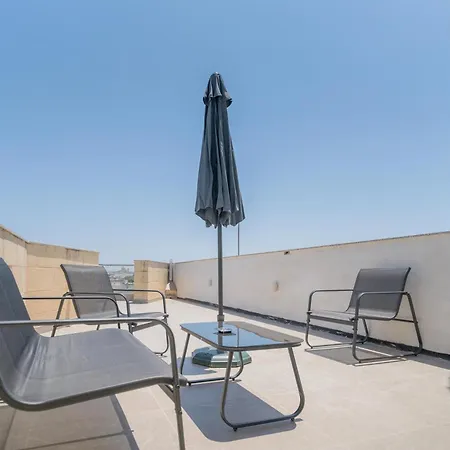Beautiful 4br Penthouse With Large Terrace With Wifi Lägenhet *