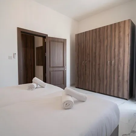 Beautiful 4br Penthouse With Large Terrace With Wifi Lägenhet