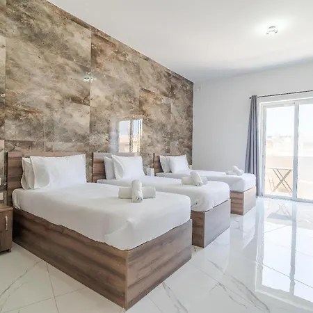 Beautiful 4br Penthouse With Large Terrace With Wifi Lägenhet Żabbar