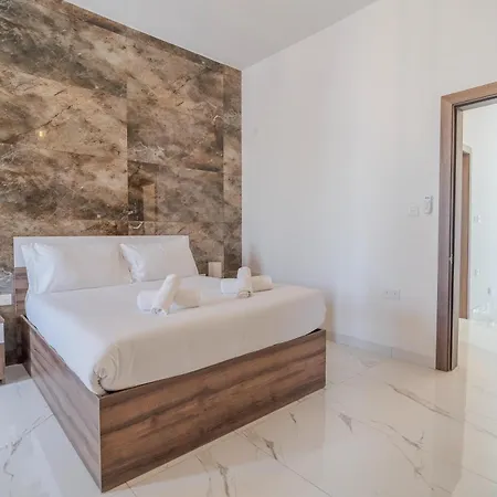 Apartman Beautiful 4br Penthouse With Large Terrace With Wifi *