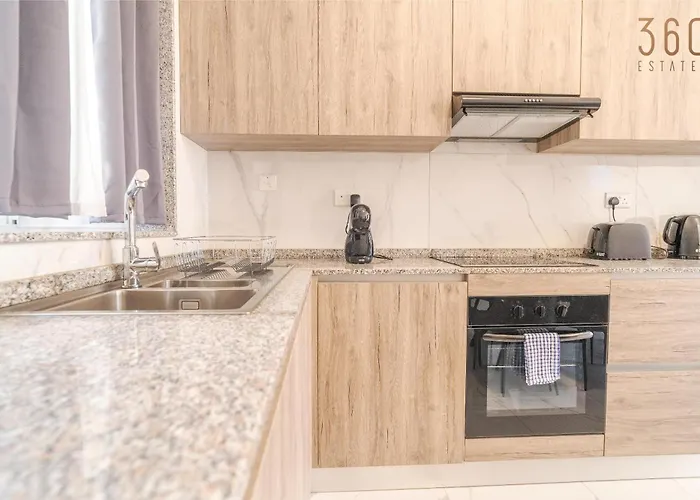 Beautiful 4br Penthouse With Large Terrace With Wifi