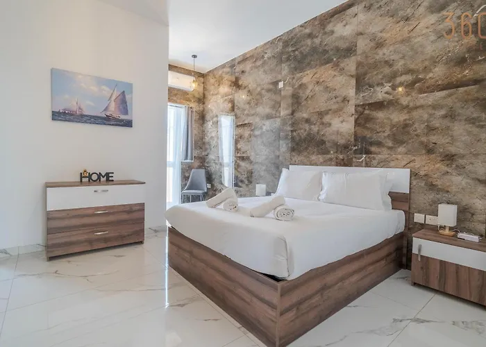 Beautiful 4br Penthouse With Large Terrace With Wifi *