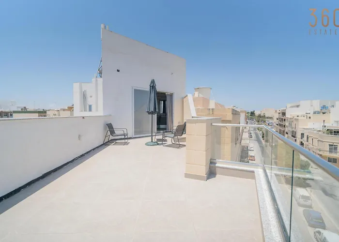 Beautiful 4br Penthouse With Large Terrace With Wifi Lejlighed