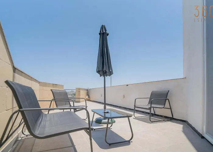 Beautiful 4br Penthouse With Large Terrace With Wifi Lejlighed *