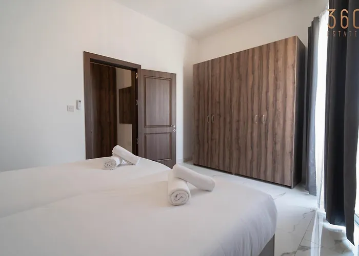 Beautiful 4br Penthouse With Large Terrace With Wifi Lejlighed