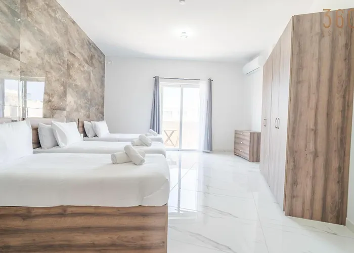 Beautiful 4br Penthouse With Large Terrace With Wifi Lejlighed Żabbar