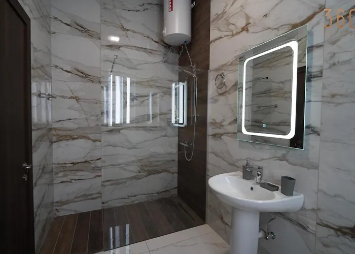 Beautiful 4br Penthouse With Large Terrace With Wifi * Żabbar