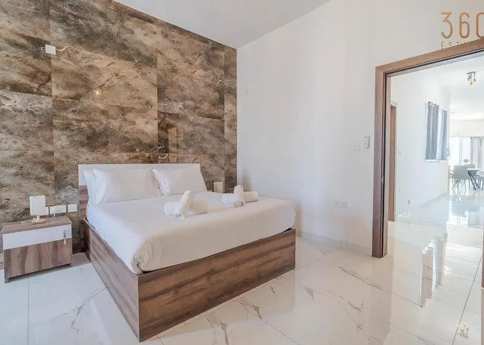 Lejlighed Beautiful 4br Penthouse With Large Terrace With Wifi *